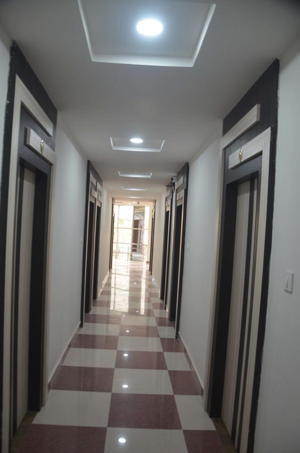 Hotel Pyara Palace Gaya Habitación foto